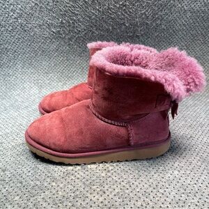Ugg Mini Bailey Bow II Pink Boots Size 5 Women’s